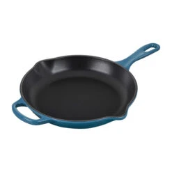Le Creuset Signature Skillet - 10 1/4" -GrillGear Shop LS2024 267D